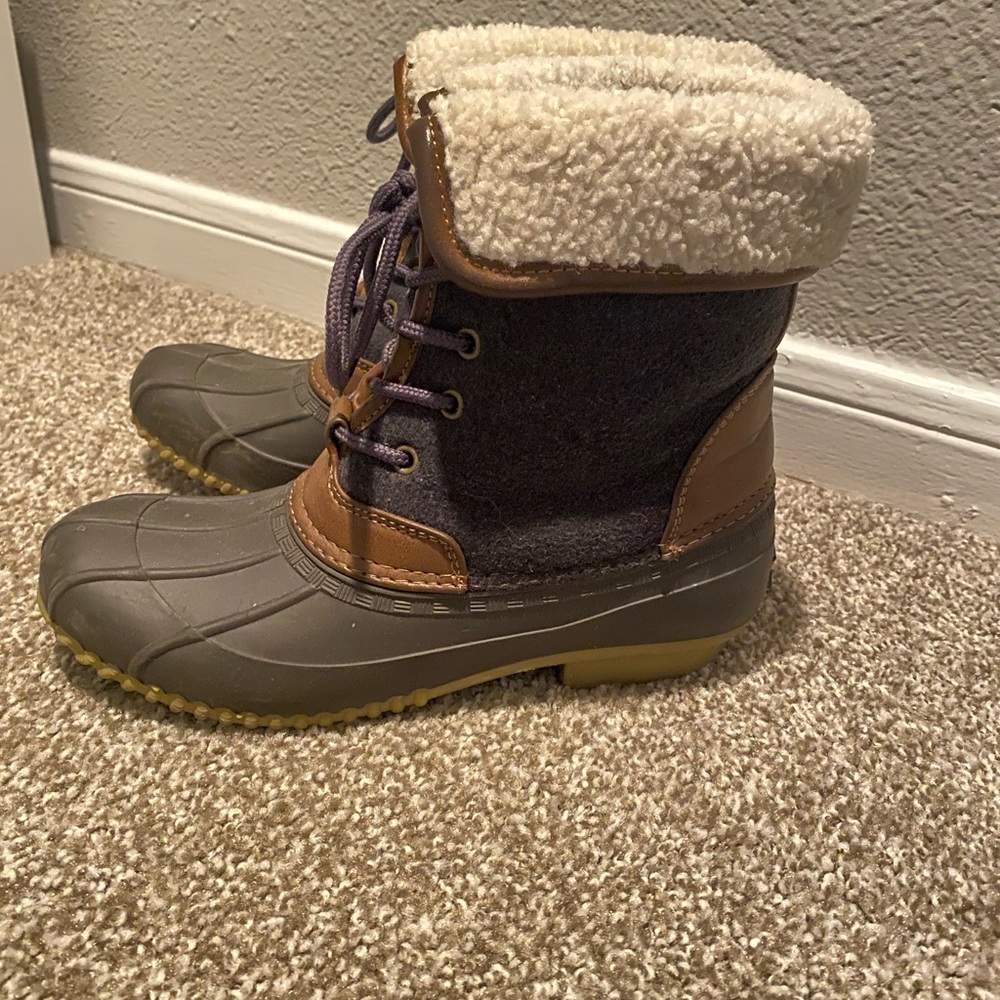 Tommy Hilfiger duck boots!
